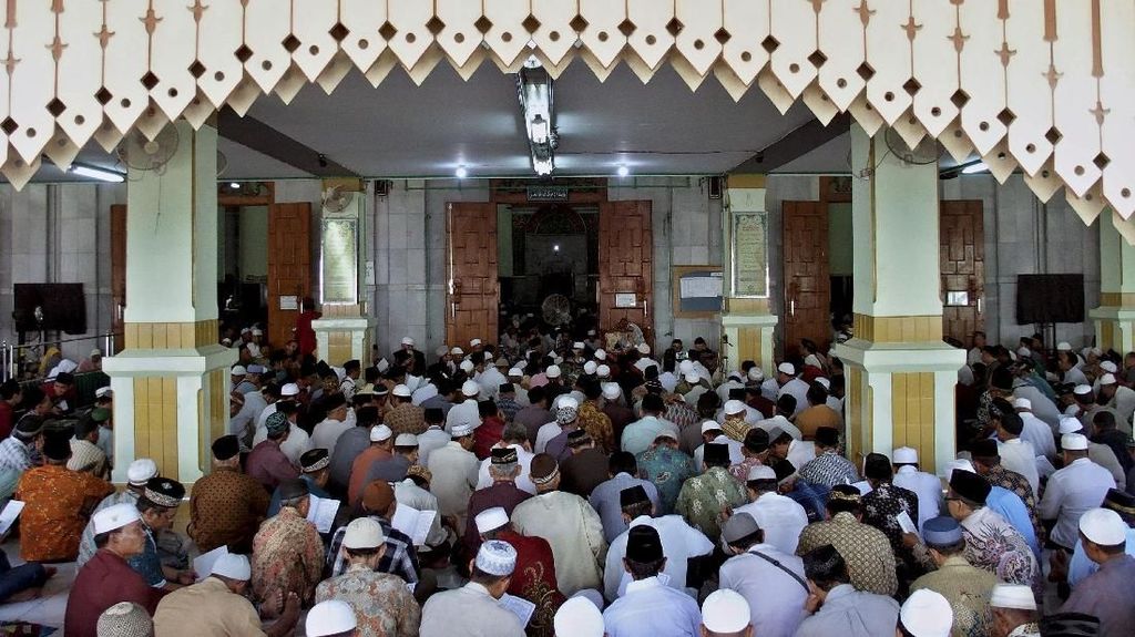 Kumpulan Ceramah Awal Sholat Tarawih yang Singkat dan Penuh Makna