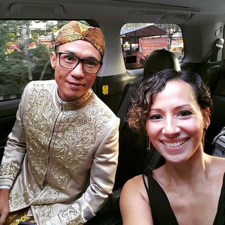 <p>Jana juga sering menemani sang suami kerja lho, Bun. (Foto: Instagram/ @janaparengkuan)  </p>