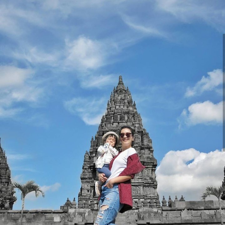 <p>Meski Ghilli masih dua tahun, tapi Jennifer bilang kelak kalau Ghilli melukai hatinya, nggak akan ada yang berubah. Kata Jennifer dia nggak pernah menyesal punya anak sepertin Ghilli. (Foto: Instagram @jenniferarnelita)</p>
