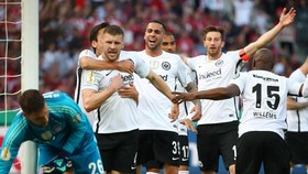 Frankfurt Juara Piala Jerman Usai Kalahkan Munchen 3-1