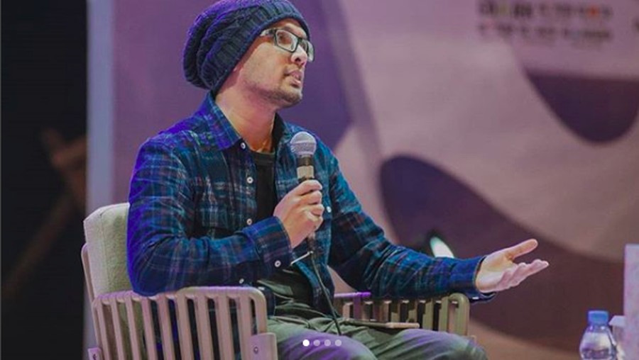 Ustadz Hanan Attaki
