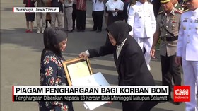 Piagam Penghargaan untuk Korban Bom Surabaya