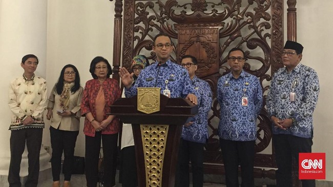 Gubernur Anies menyebut dari berbagai kajian, anak-anak tidak dapat terjangkit virus corona, namun bisa menjadi perantara virus tersebut.