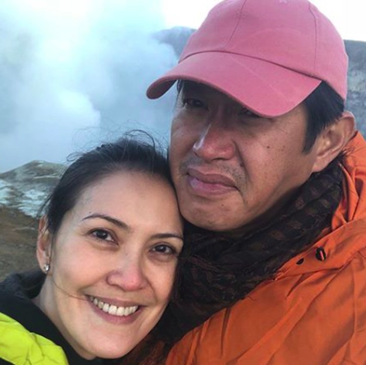 <p>Dari pernikahannya dengan Johannes, Becky dikaruniai dua putri. ( Foto: Instagram/ @becktum)  </p>