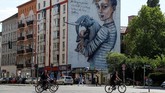 FOTO: 'Berlin Mural Fest 2018' Sulap Ibu Kota Jerman Ajang Berlin Mural Fest 2018 berhasil mempercantik tembok-tembok di ibu kota Jerman dan menarik perhatian para pecinta seni dari seluruh dunia.