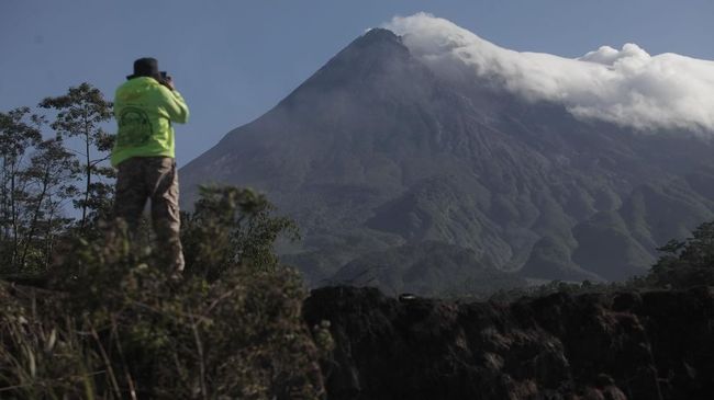 Warga di Kawasan Rawan Bencana Akan Dapat Peringatan Via SMS Warga yang ada di kawasan rawan bencana akan mendapat peringatan lewat SMS blast hasil kerjasama Badan Geologi Kemen-ESDM dan Kominfo.