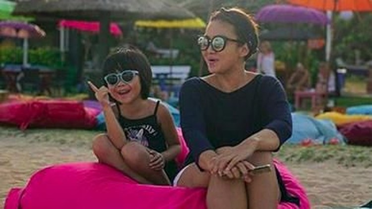 Cici Panda curhat soal putrinya yang menangis karena punya adik.