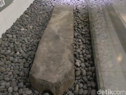 Batu di Keraton Cirebon Konon Menunjukkan Arah Kiblat, Ada Mitosnya