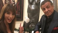 Mesranya Sylvester Stallone dan Istri di Pernikahan ke-21 Tahun - Foto 1