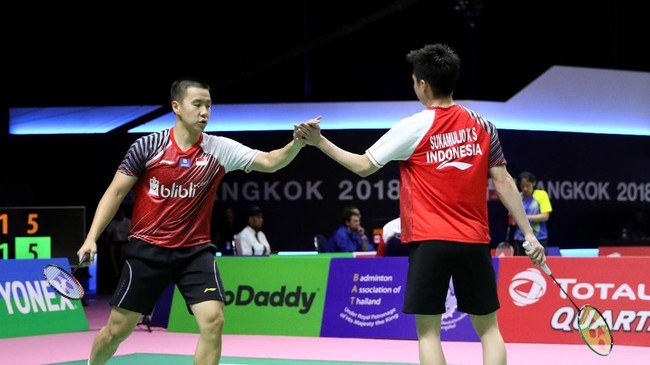 Kevin/Marcus kini menatap laga perempat final Piala Thomas 2018 usai membawa tim Indonesia juara Grup B dengan mengalahkan Korea Selatan.