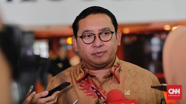 Prabowo Subianto dan SBY akan bertemu dalam waktu dekat ini. Pertemuan itu dinilai Fadli Zon membuka peluang kedua partai untuk berkoalisi di Pilpres 2019.