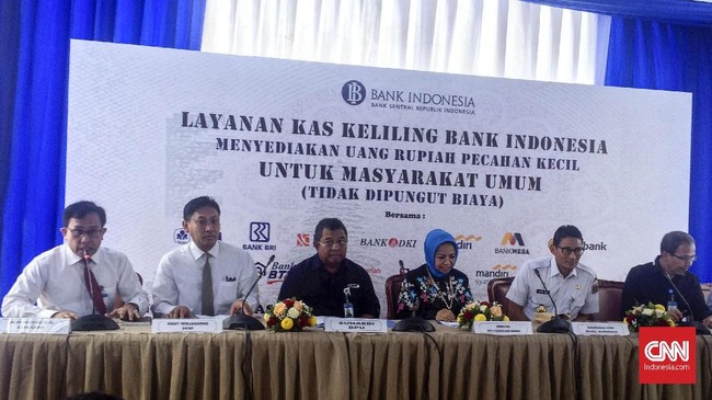 Jumlah uang tunai yang disiapkan BI pada periode Lebaran 2018 meningkat dibanding tahun sebelumnya, seiring libur Lebaran yang lebih panjang di tahun ini.