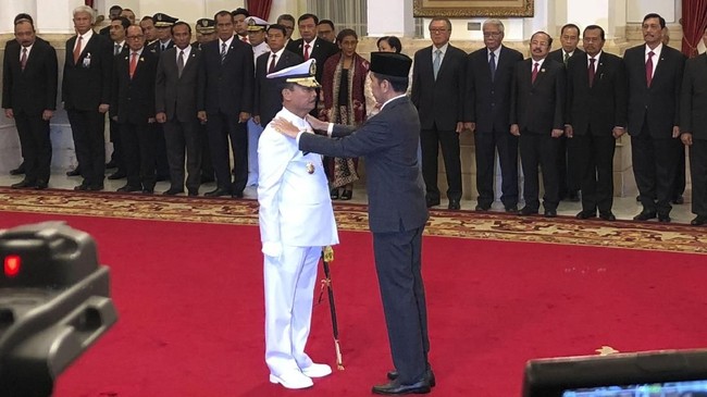 KSAL yang baru dilantik, Siwi Sukma Adji, dalam LHKPN September 2016, memiliki kekayaan mencapai Rp3,47 miliar, atau turun sedikit dari LHKPN pada Januari 2016.