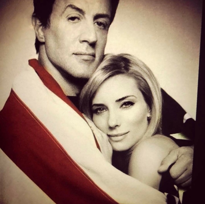 <p>Dari pernikahannya dengan Jennifer, aktor amerika ini punya tiga anak perempuan serta dua anak lelaki. (Foto: Instagram/officialslystallone)</p>
