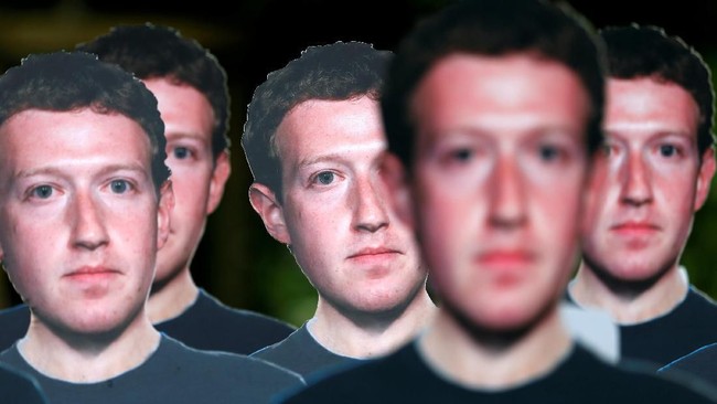 Penggugat Facebook menyebut Mark Zuckerberg mestinya meminta maaf kepada pengguna Indonesia yang jadi korban skandal terbanyak keempat di dunia.