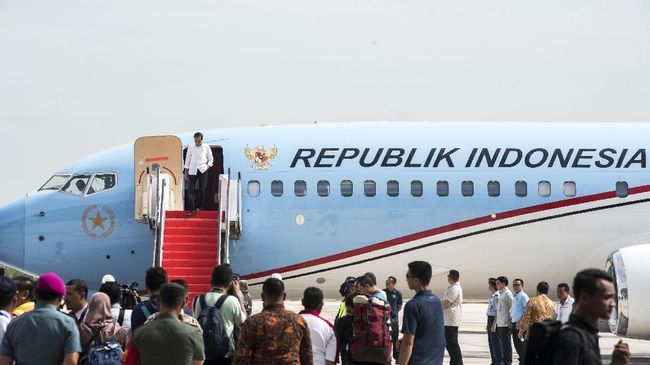 Tiba di Labuan Bajo, Jokowi Dijemput Gubernur NTT