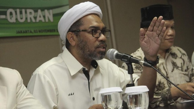 Ali Mochtar Ngabalin mengatakan PA 212 bukan partai politik yang bisa digunakan untuk kepentingan politik sesaat, termasuk mengganti kepemimpinan nasional.