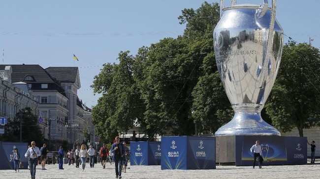 FOTO: Kiev Bersolek Jelang Final Liga Champions 2018