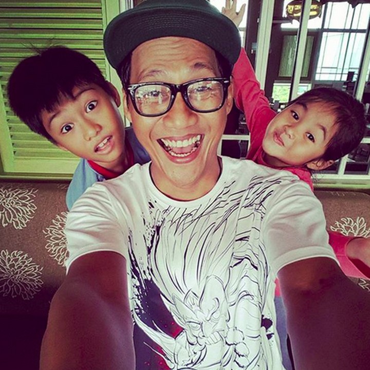 <p>Ini dia dua buah hati Ayah Nugie dan Bunda Shinta Devi, Arkazora Nugraha (11) dan Brigitta Nikaia Nugroho (7). (Foto: Instagram/ @nugietrilogy)  </p>