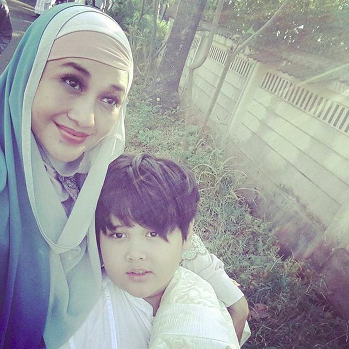 <p>Menggemaskan banget ya Adrian dengan pipinya yang chubby. He-he-he. (Foto: Instagram/ @paramitha118)  </p>