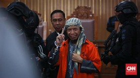 Jaksa Minta Hakim Tolak Pembelaan Aman Abdurrahman