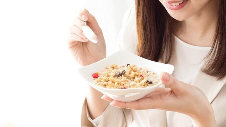 Agar puasa tetap lancar dan tidak mudah lapar, diperlukan asupan karbohidrat, protein, dan serat.