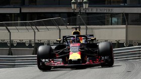 Ricciardo Tercepat, Red Bull Dominasi FP I GP Singapura