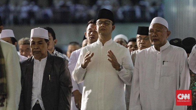 Gubernur DKI Anies Baswedan berharap tarawih akbar yang dihadiri oleh 40 ribu jemaah di Masjid Istiqlal bisa berkelanjutan demi eratkan silaturrahim.