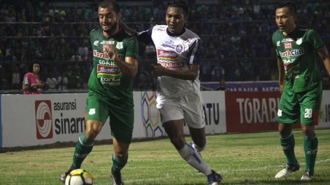 Persebaya Surabaya bakal melakoni laga klasik menghadapi PSMS Medan pada lanjutan Liga 1 2018 di Stadion Gelora Bung Tomo, Rabu (18/7) sore ini.