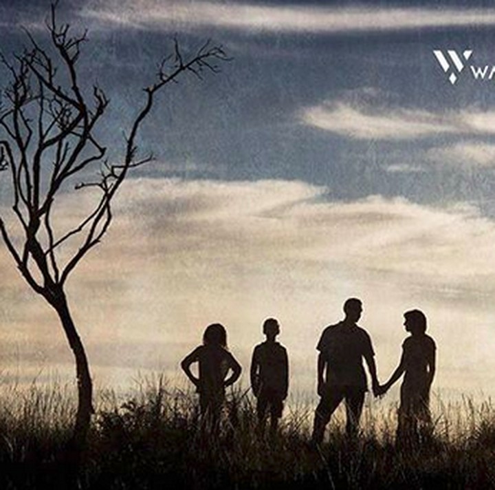 <p>Atau mau pakai konsep foto siluet seperti ini? Oke juga lho, Bun. (Foto: Instagram/ @wjamesphotoart)</p>