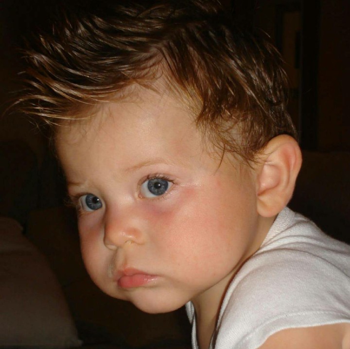 <p>Ini waktu Jacob kecil. Imut kan, Bun. (Foto: Instagram/jacobtremblay)</p>