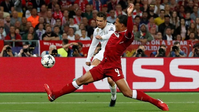 Final Liga Champions 2018 antara Real Madrid vs Liverpool di Stadion NSC Olimpiyskiy, Kiev, Sabtu (26/5), berakhir imbang di babak pertama.