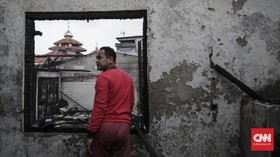 FOTO: Kebakaran Hanguskan 40 Rumah di Bidara Cina