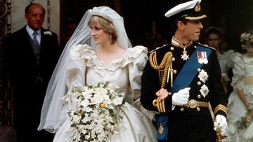 GAUN PENGANTIN PUTRI DIANA YANG ICONIC