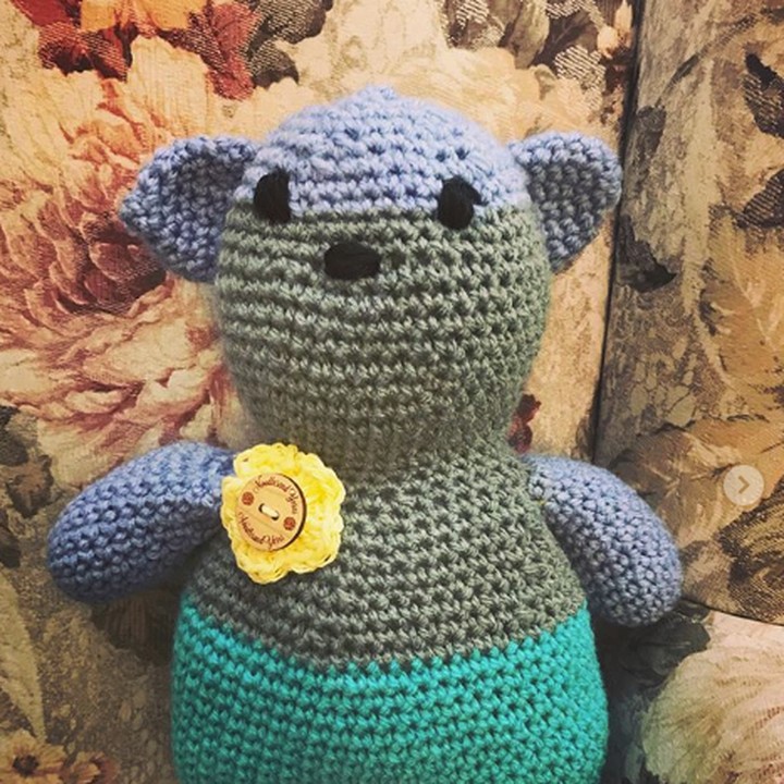 <p>Boneka rajutan untuk bayi yang sekarang lagi hits juga bisa jadi hadiah baby shower yang nggak biasa. (Foto: Instagram/ @noodlesandyarns)</p>