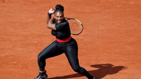 Serena Williams Berkostum 'Black Panther' di Perancis Terbuka