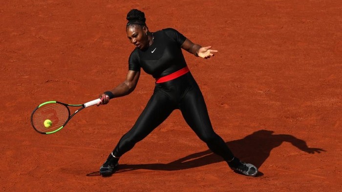 Deretan Outfit Tenis Serena Williams yang Paling Kontroversial, dari Catsuit hingga Rok Tutu!