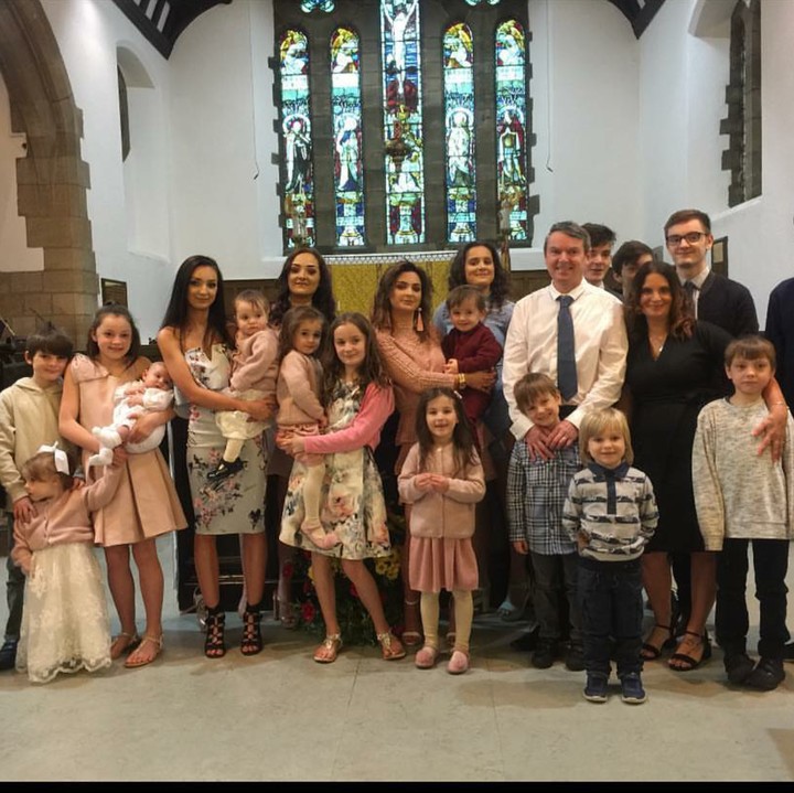 <p>Ini keluarga Radford ketika beribadah ke gereja bersama. (Foto: Instagram/theradfordfamily)</p>