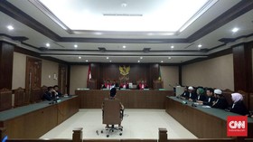 Vonis Alfian Tanjung, Pasal Karet dan Kritik Penegak Hukum