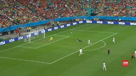 VIDEO: Gol 'Terbang' Van Persie di Piala Dunia 2014
