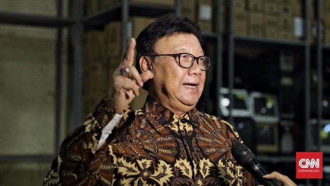 Mendagri Tjahjo Kumolo menegaskan kepala daerah harus mengajukan cuti jika ingin terlibat dalam kampanye pemilu 2019 pada hari kerja.