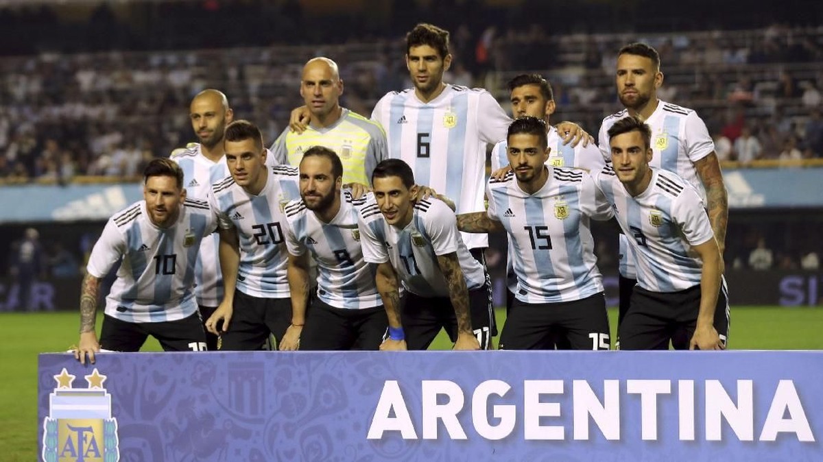 FOTO: Lionel Messi Ukir Hattrick Keenam di Timnas Argentina