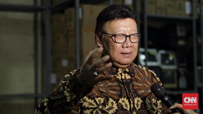 Menteri Dalam Negeri Tjahjo Kumolo mengakui masih ada  sejumlah program kementerian yang belum tuntas dalam sisa satu tahun masa jabatan.