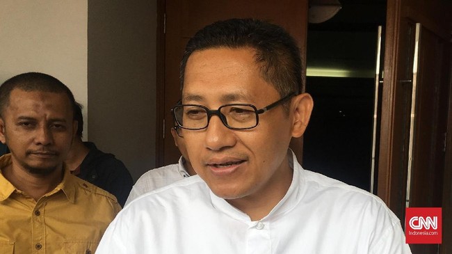Mantan politikus Hanura Gede Pasek Suardika menyebut pembentukan Partai Kebangkitan Nusantara (PKN) atas restu Anas Urbaningrum.