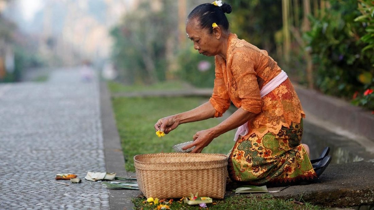 FOTO: Pulang ke Kampung Halaman di Hari Raya Galungan