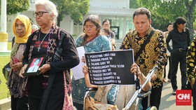 Bertemu Aktivis, Jokowi Dapat Surat Pengakuan Pelanggaran HAM