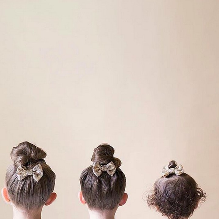 <p>Foto sederhana berupa rambut si kecil yang dipotret dari belakang bisa jadi sesuatu yang indah lho. (Foto: Instagram/ @mrs.galloway)</p>