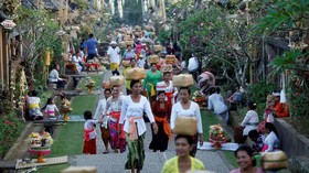 Cara Menikmati Bali Saat Galungan