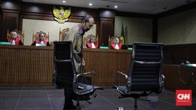 Fredrich Yunadi Dituntut 12 Tahun Penjara