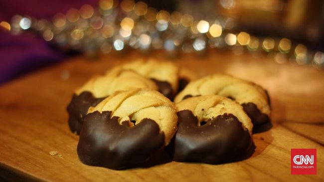 Sajian kue kering praline merupakan salah satu jenis kue yang disukai. Cita rasa kue praline yang lembut dan manis akan membuat Hari Lebaran Anda makin istimewa